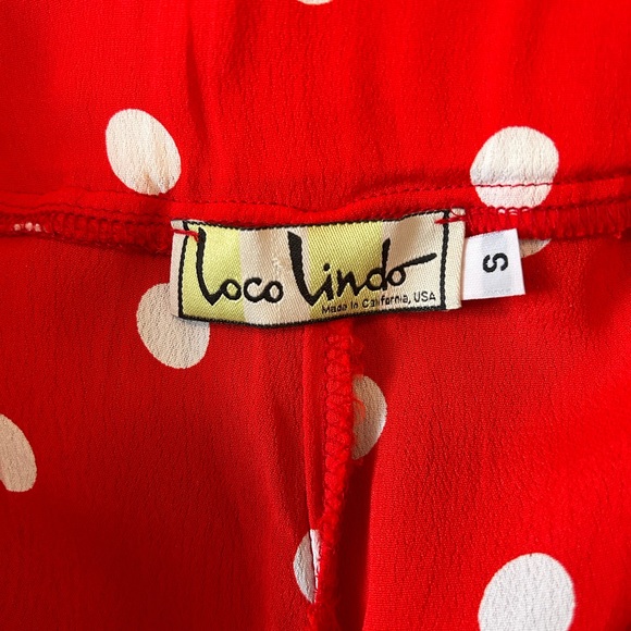 Vintage high waisted red and white polka dot shorts. Small - Picture 7 of 8